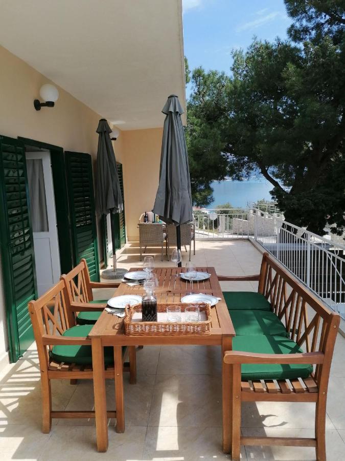 Apartment Borovi With Terrace And Parking Podaca Exterior photo